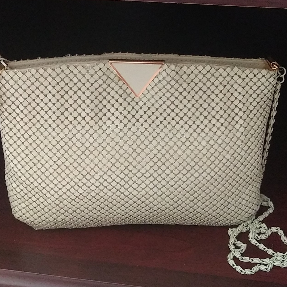 VINTAGE CREAM METAL MESH SHOULDERBAG